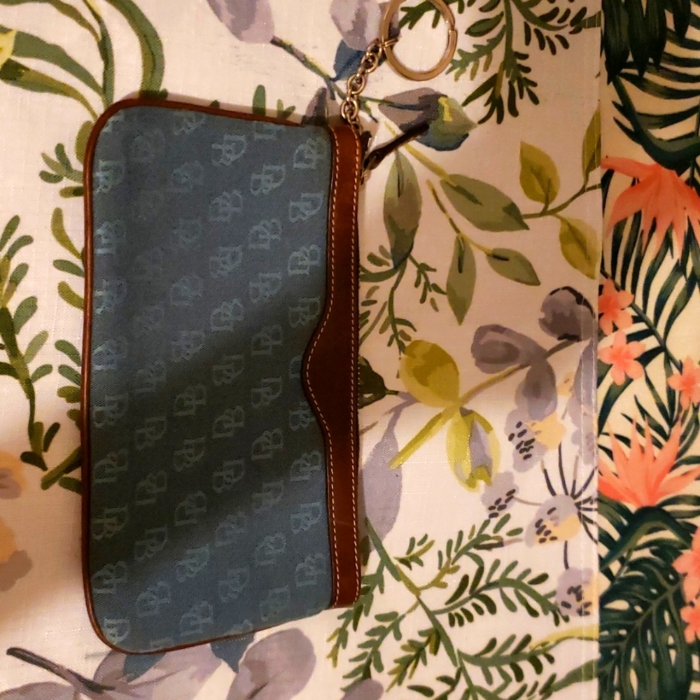 👝🌺🔥VINTAGE DOONEY & BURKE POUCH W/KEY RING